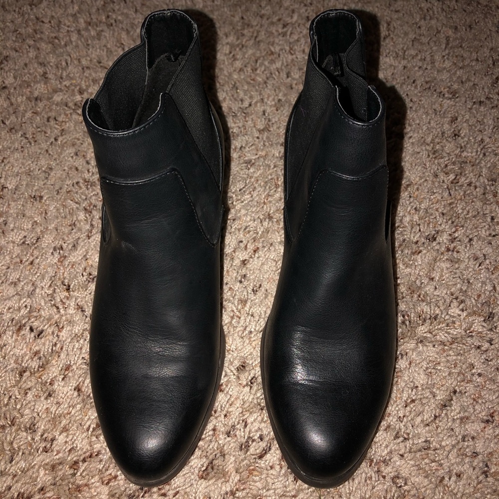 Black booties - Picture 3 of 3